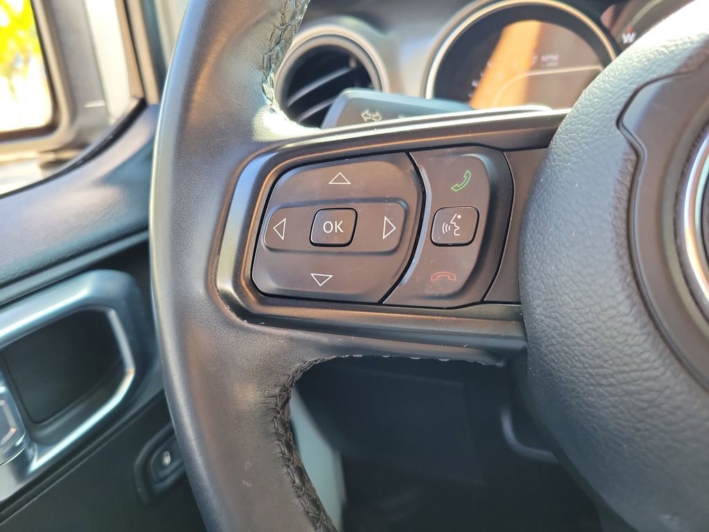 Used 2021 Jeep Wrangler Sport AWD/4WD image 23