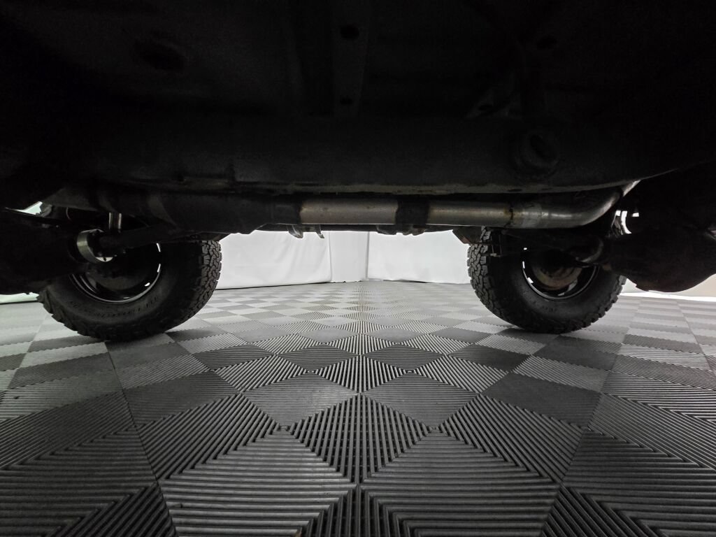Used 1988 Suzuki Samurai 4WD Soft Top image 19
