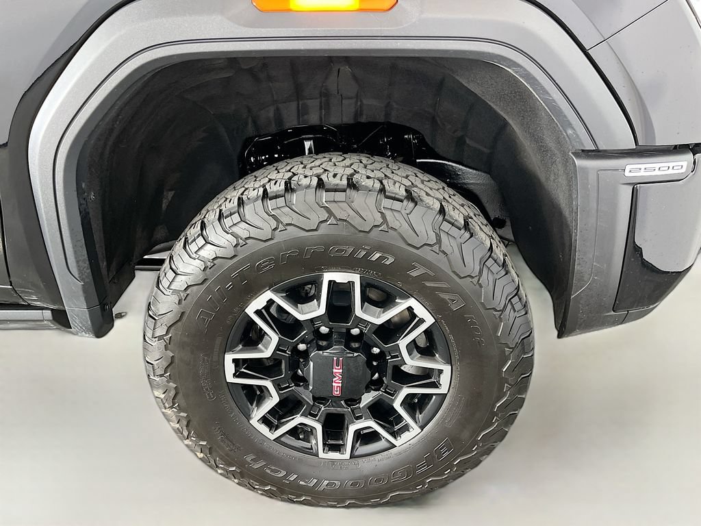 Used 2024 GMC Sierra 2500 AT4X AWD/4WD image 41
