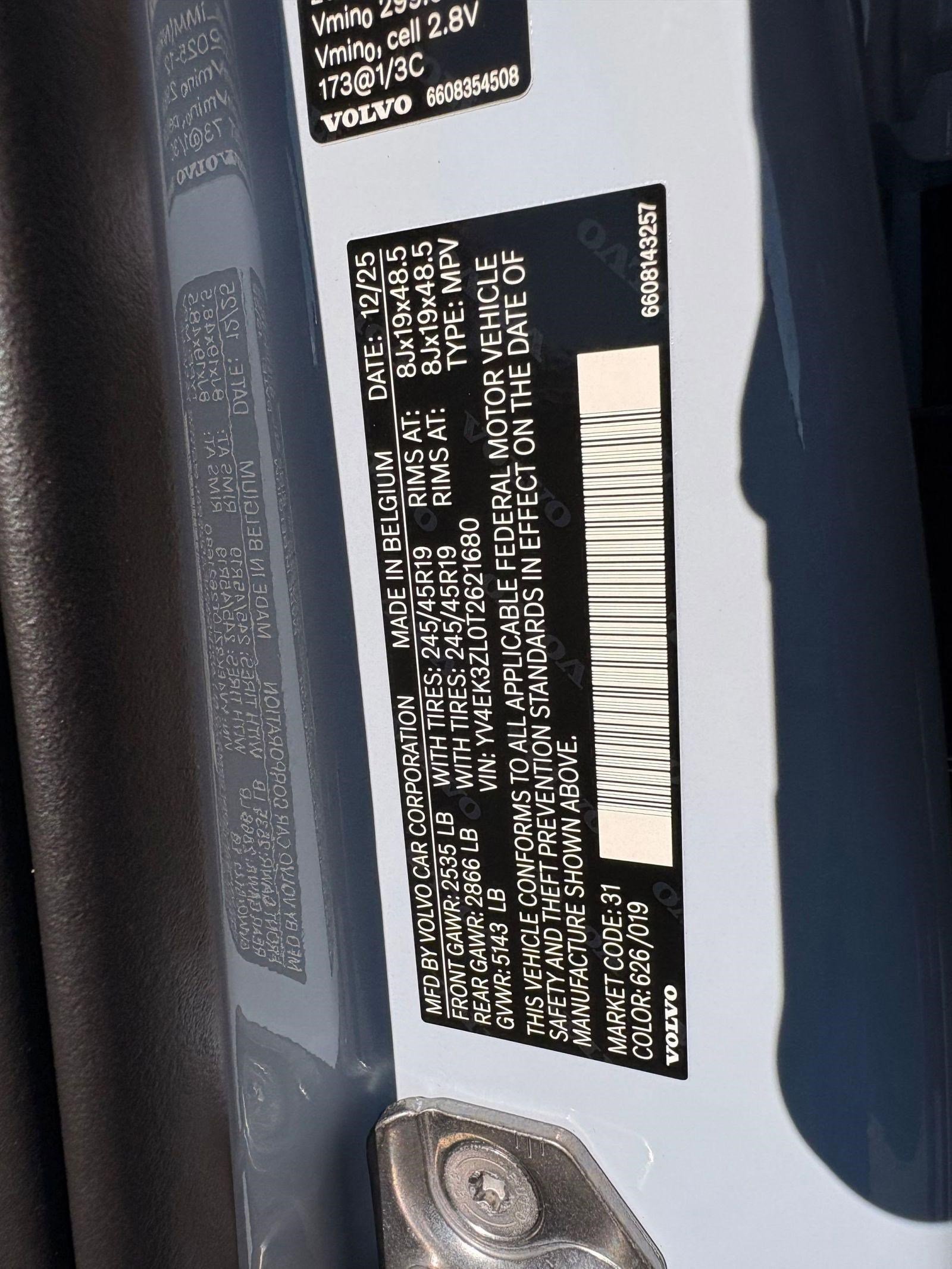 New 2026 Volvo EX30 Ultra w/ Climate Package image 18