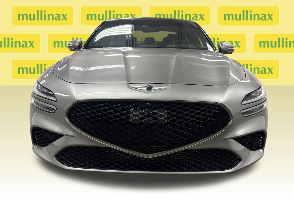 Used 2022 Genesis G70 3.3T RWD image 6