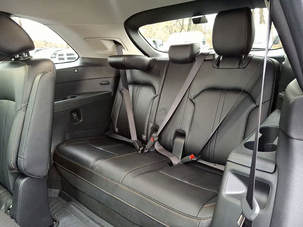 Used 2024 MAZDA CX-90 Plug-In Hybrid w/ Premium Pkg image 10