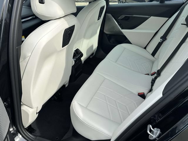 New 2027 BMW 530i xDrive w/ Premium Package AWD/4WD image 8