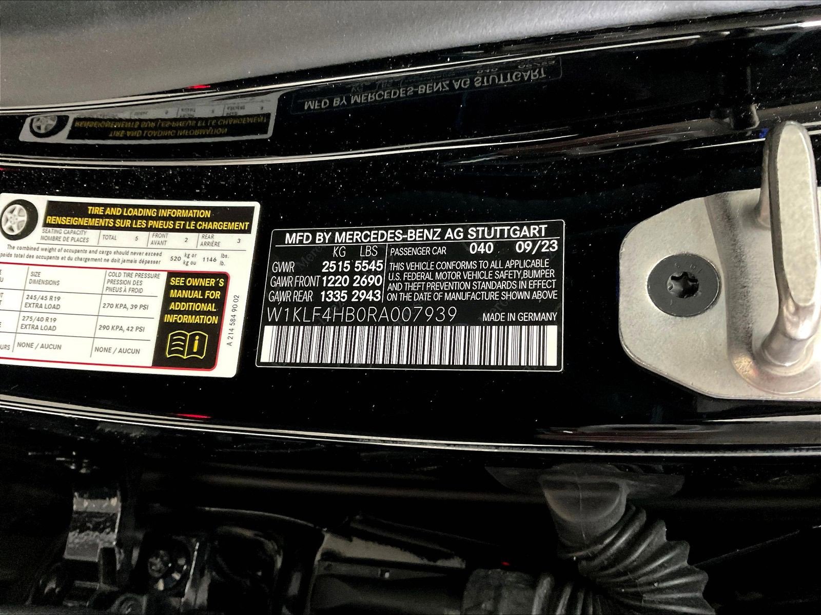 Used 2024 Mercedes-Benz E 350 4MATIC Sedan image 6