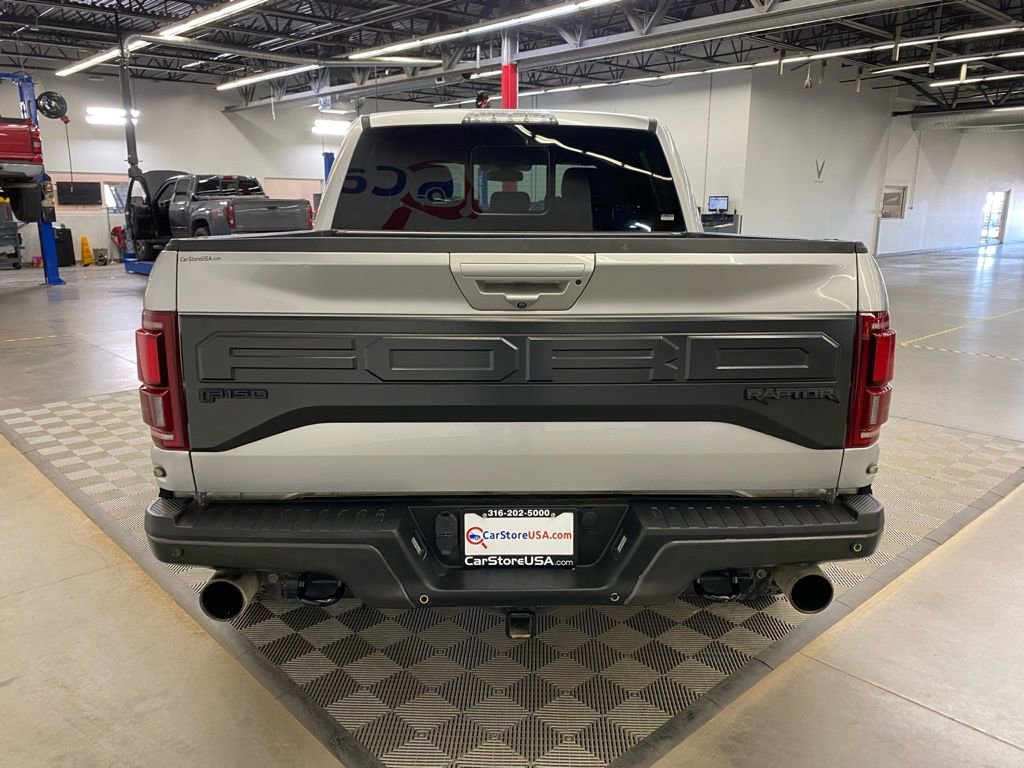 Used 2018 Ford F150 Raptor w/ Equipment Group 802A Luxury image 9