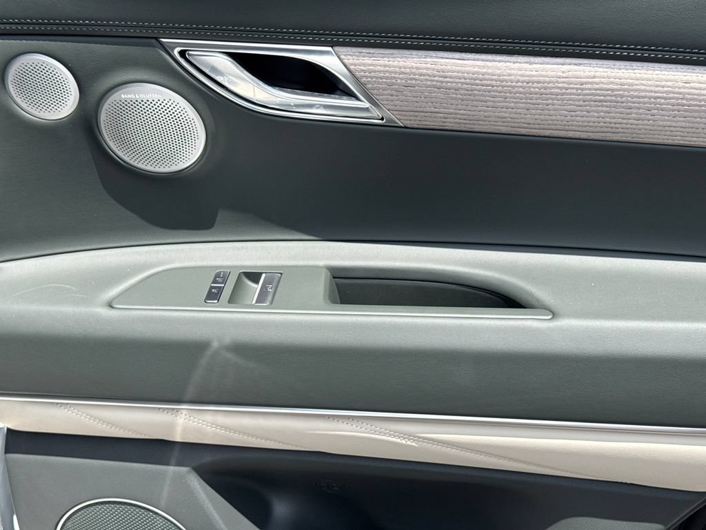New 2026 Genesis GV80 2.5T Prestige AWD/4WD image 18