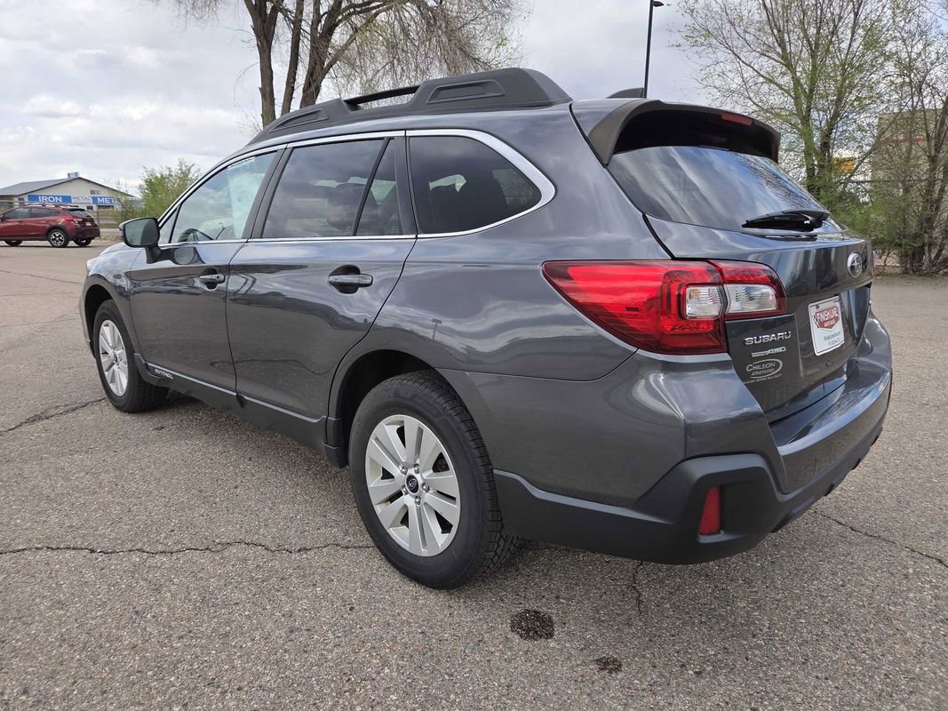 Used 2019 Subaru Outback 2.5i Premium image 6