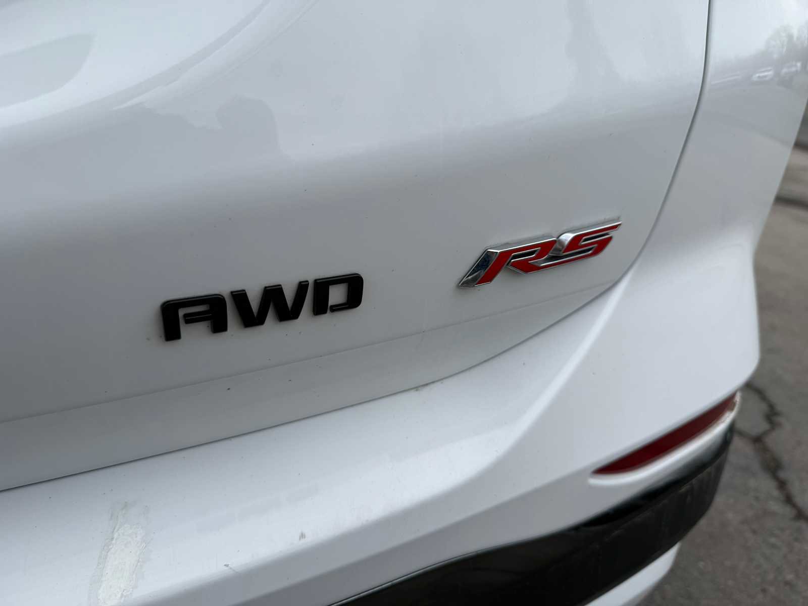 Used 2022 Chevrolet Equinox RS w/ RS Leather Package image 28