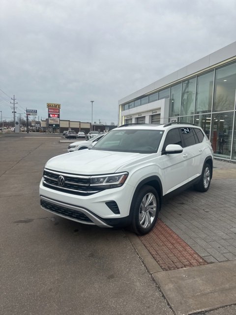 Used 2023 Volkswagen Atlas SE w/ Panoramic Sunroof Package image 25
