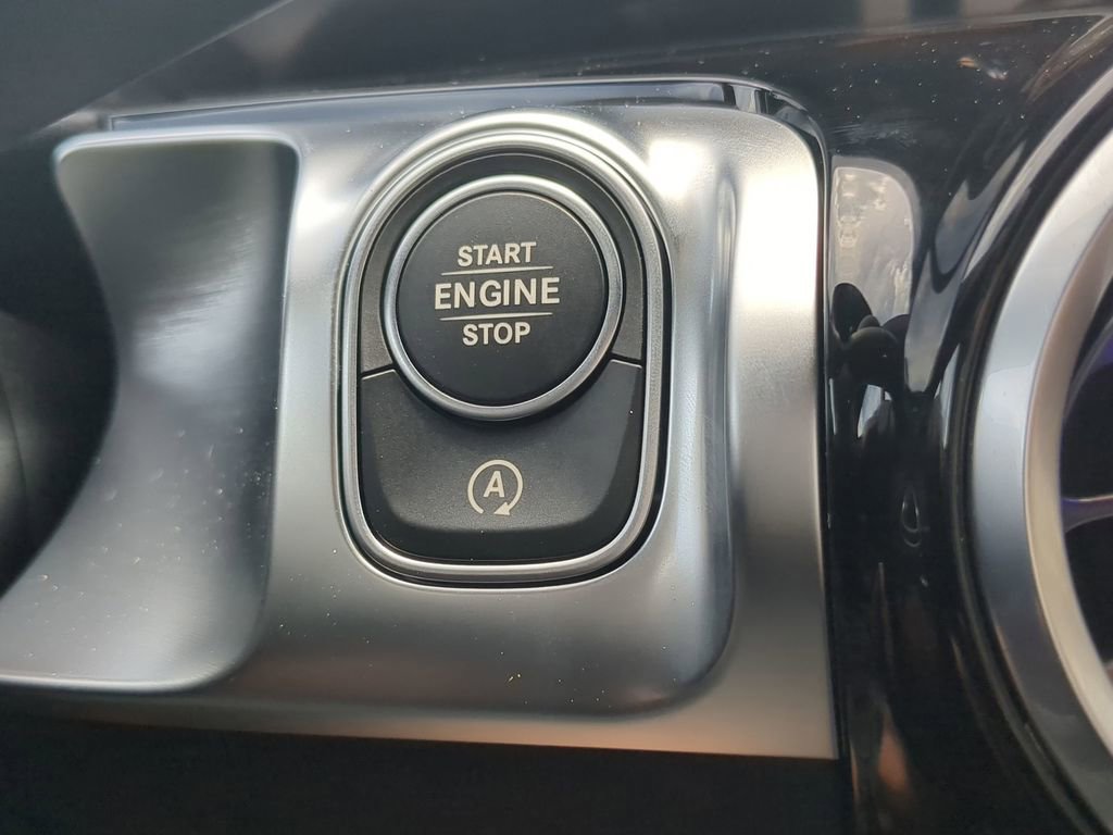 New 2025 Mercedes-Benz GLB 250 GLB 250 image 15