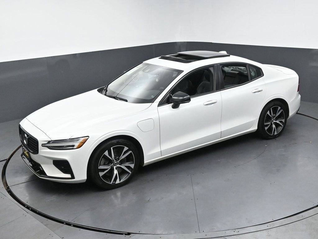 Used 2022 Volvo S60 T8 Inscription image 43