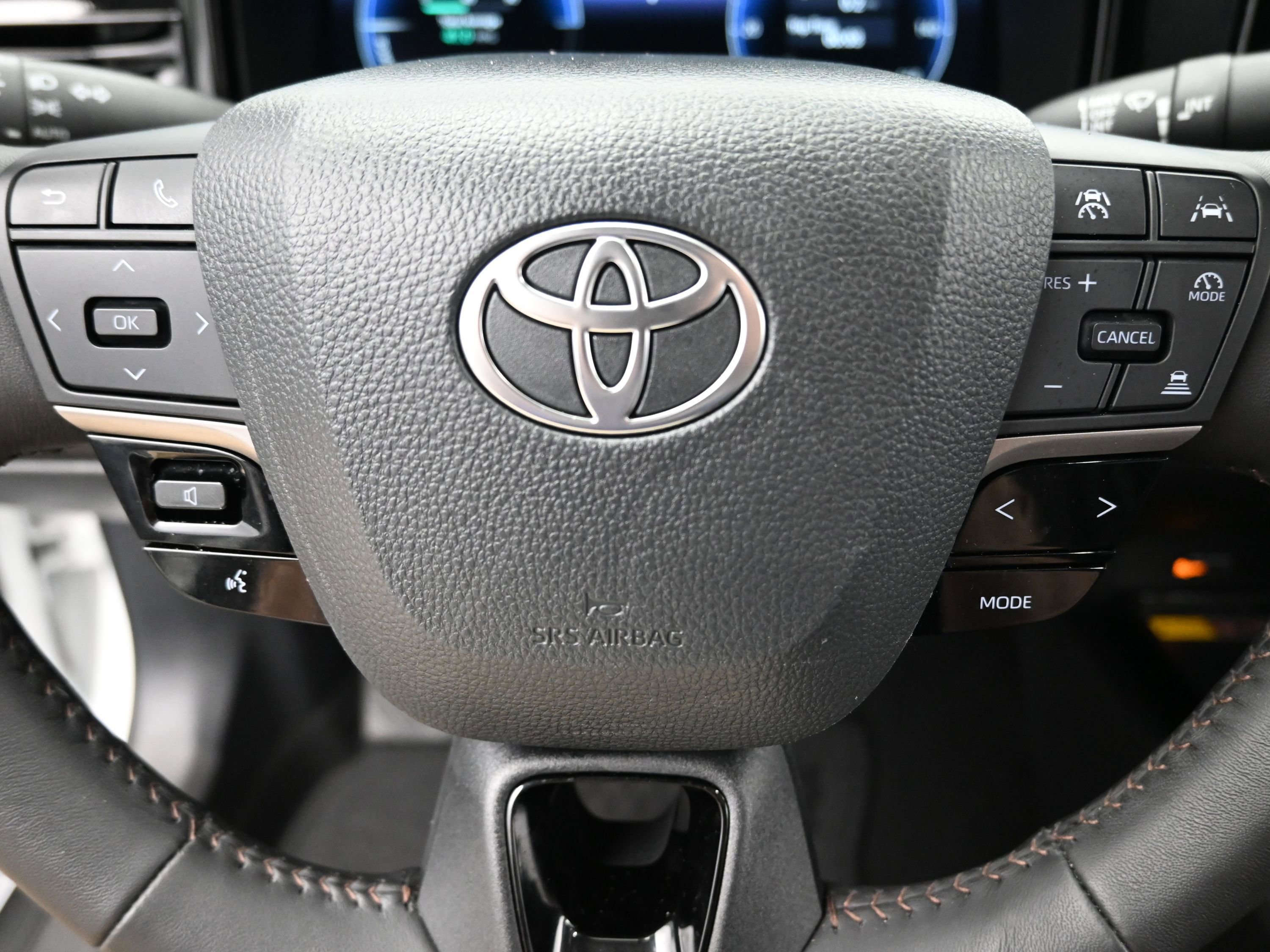 Certified 2025 Toyota Camry XLE image 11