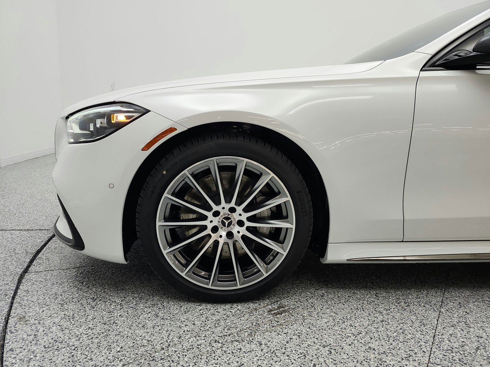 New 2026 Mercedes-Benz S 580e 4MATIC Sedan image 15