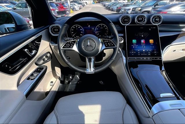 Used 2026 Mercedes-Benz GLC 300 4MATIC image 4