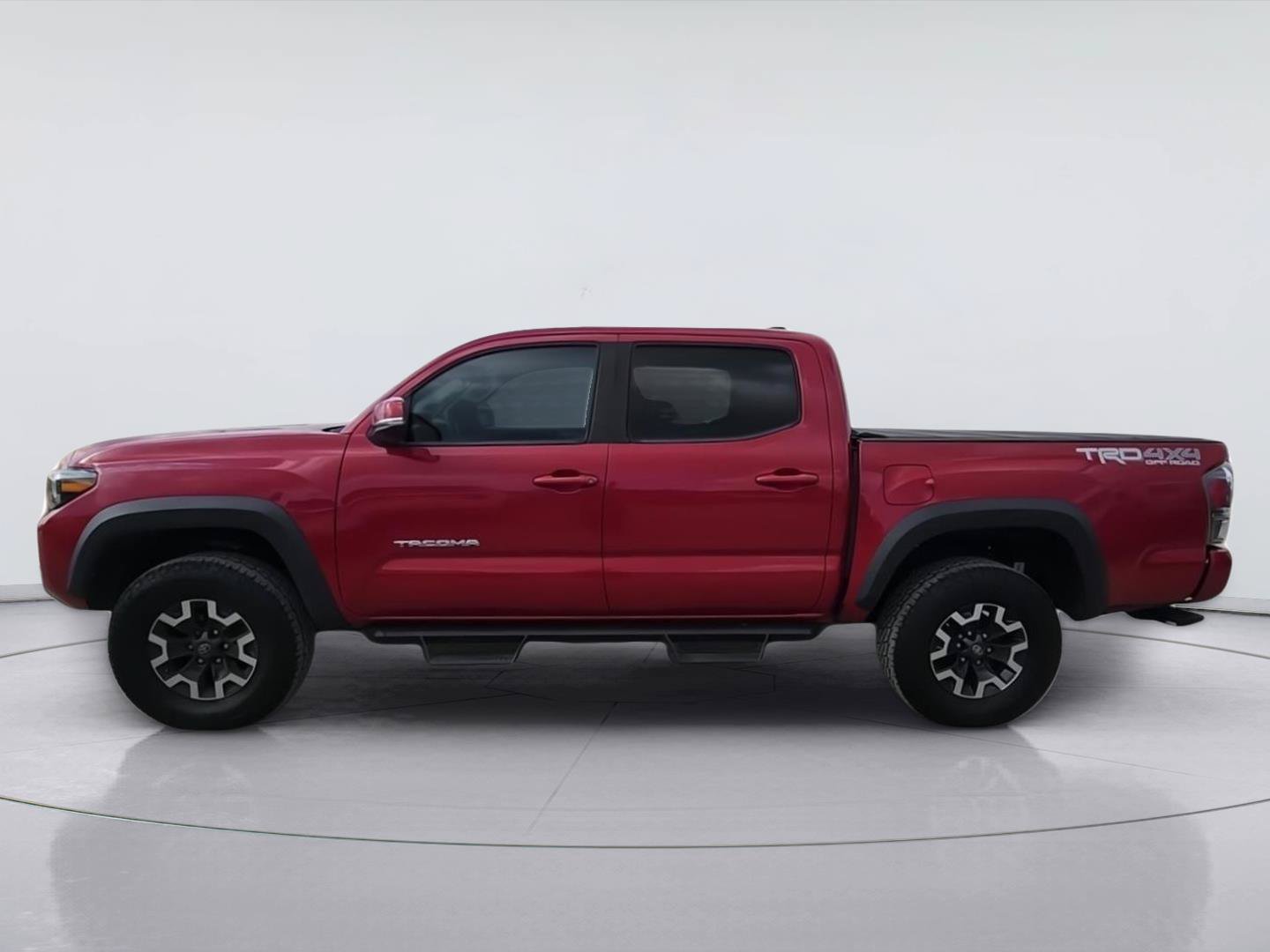 Used 2021 Toyota Tacoma TRD Off-Road w/ Technology Package AWD/4WD image 5