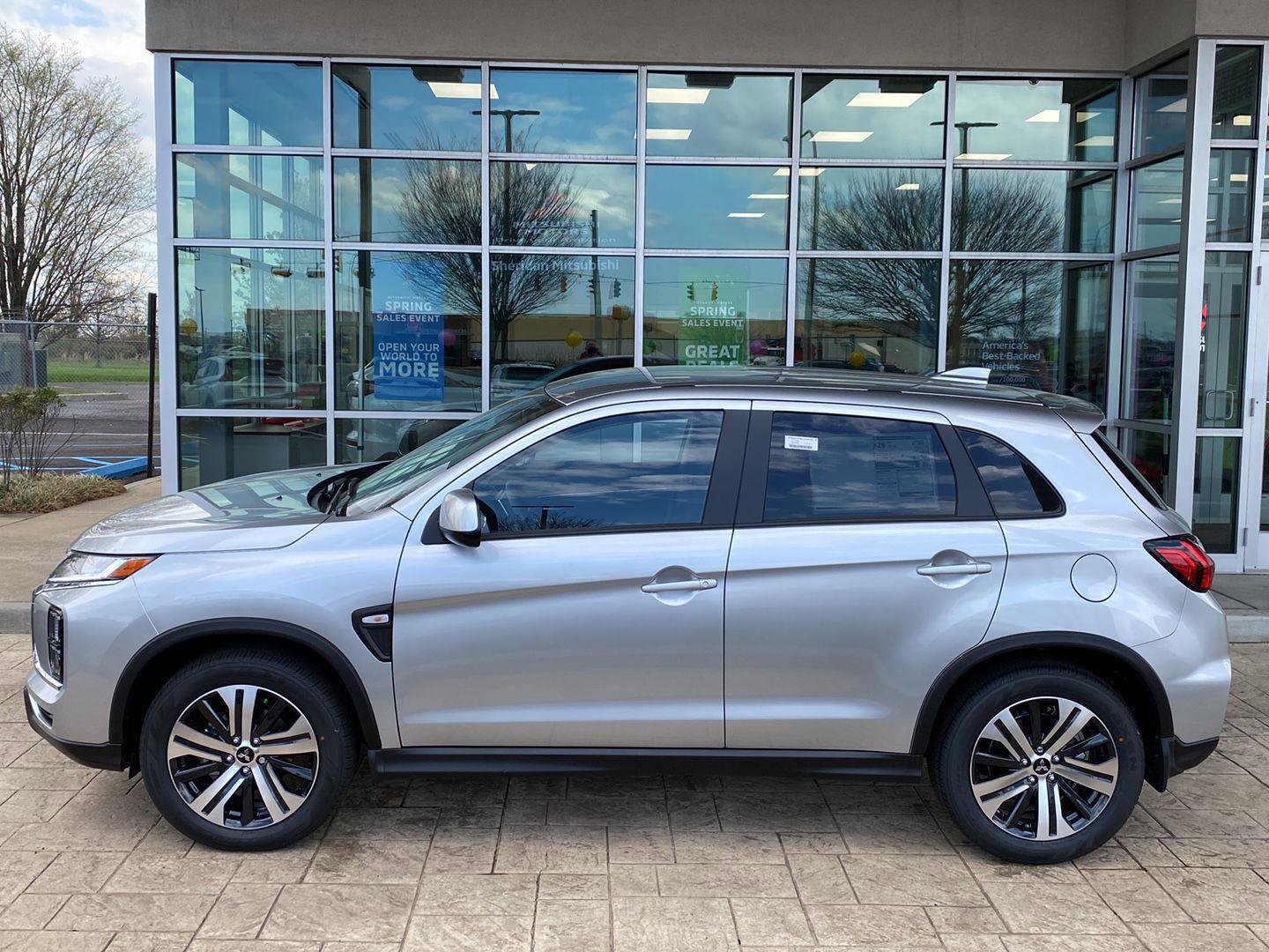 New 2026 Mitsubishi Outlander Sport ES image 4