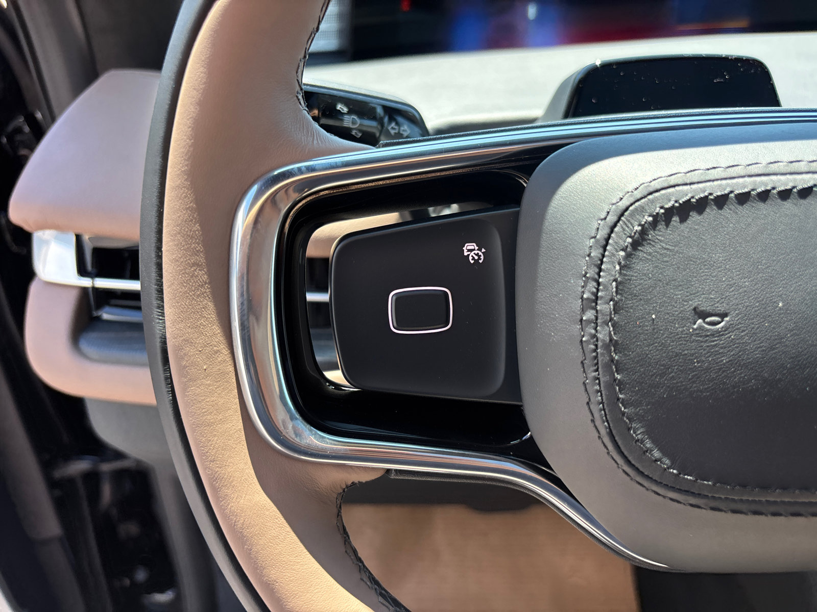New 2026 Lincoln Navigator L Black Label AWD/4WD image 16