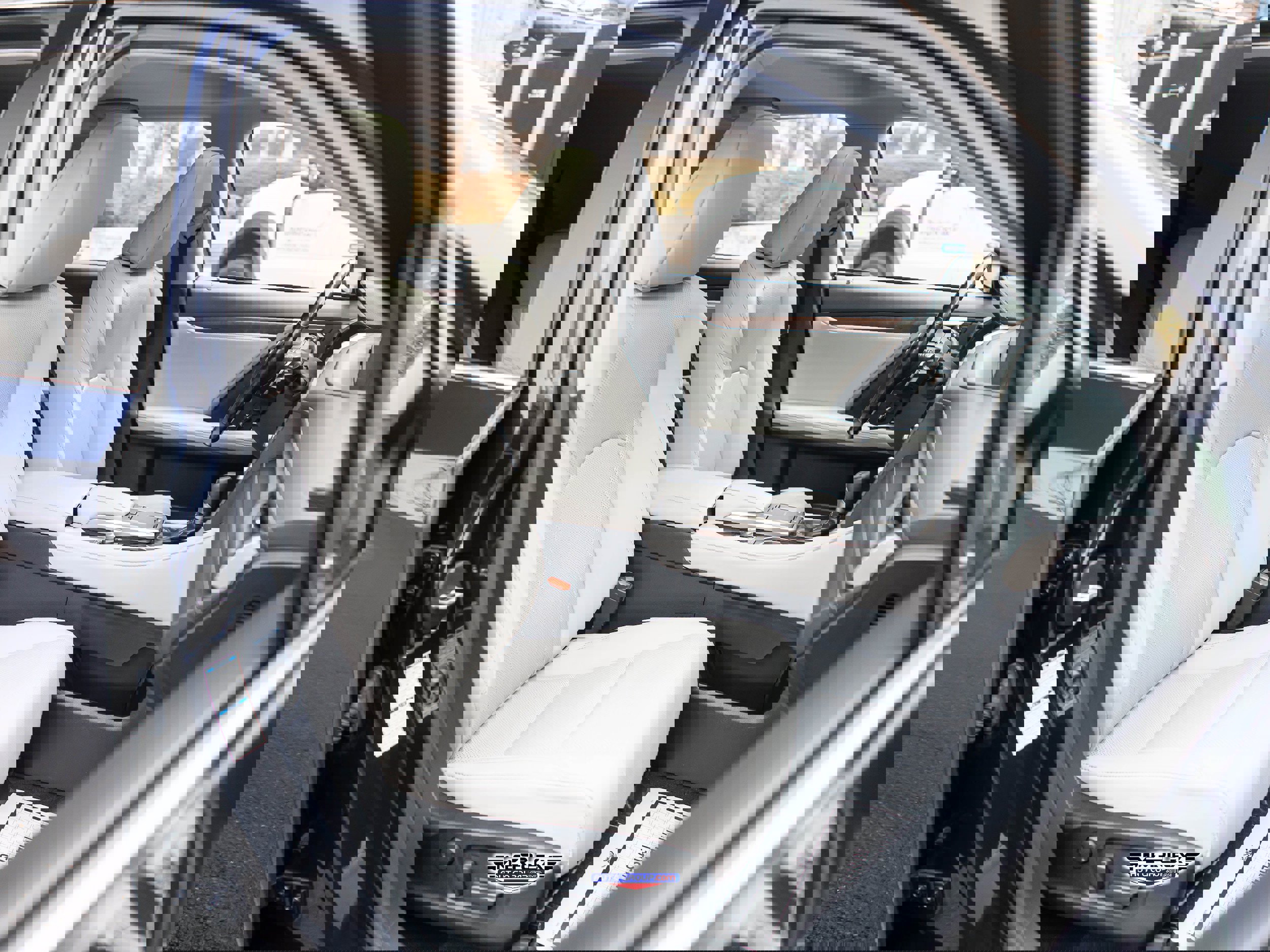 Used 2021 Lexus RX 350L 350L Luxury w/ Premium Package image 17