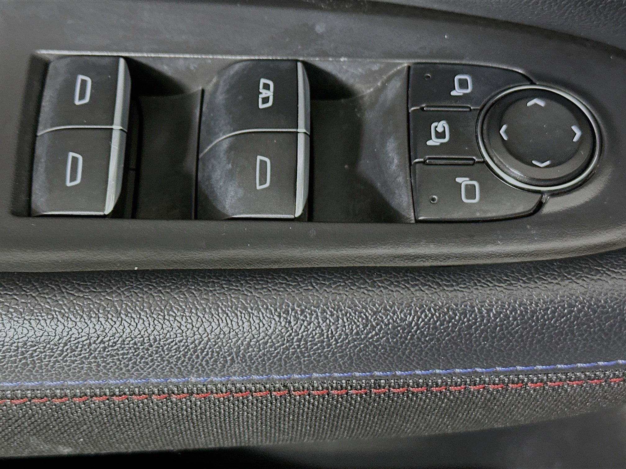 Used 2024 Chevrolet Blazer EV RS image 14