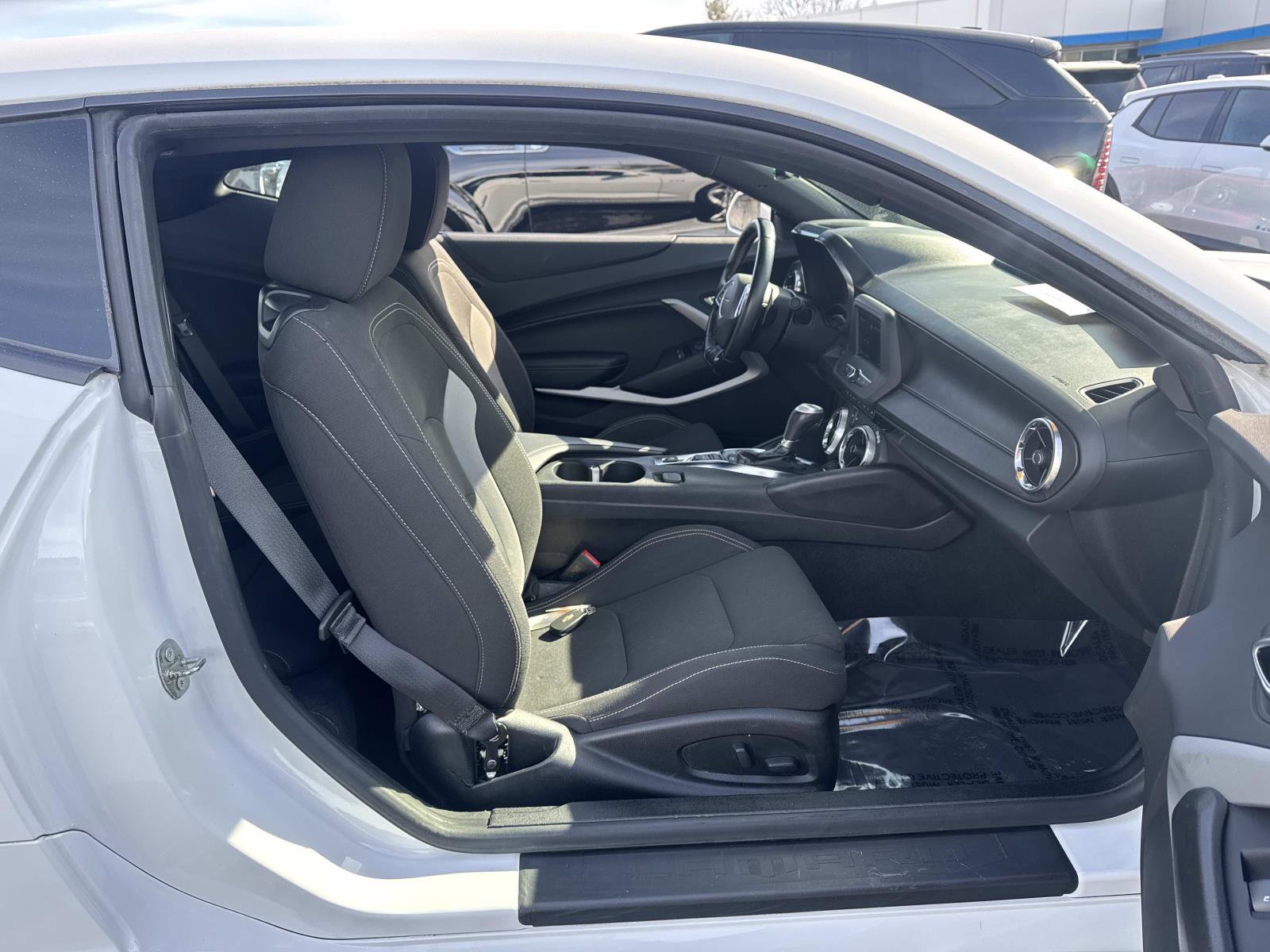 Used 2021 Chevrolet Camaro LT image 15