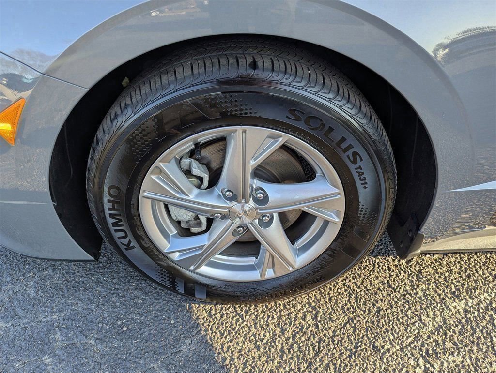 Used 2023 Hyundai Sonata SE image 25