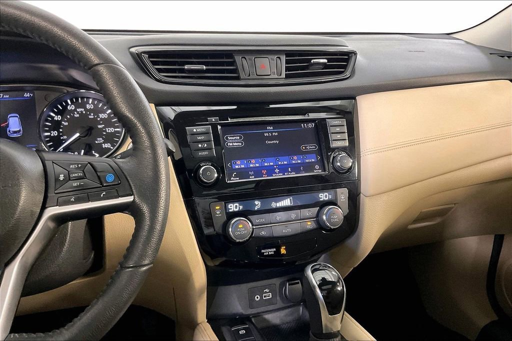 Used 2020 Nissan Rogue SL w/ Premium Package image 9
