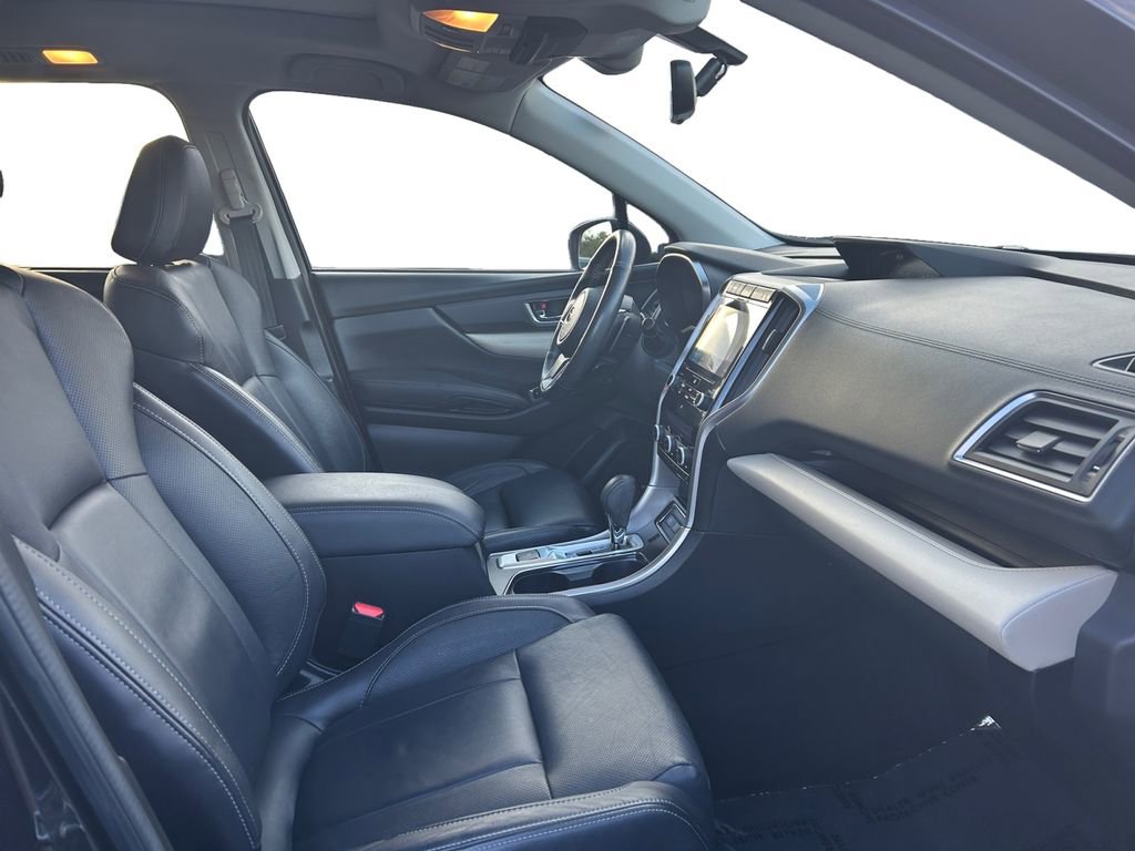 Used 2022 Subaru Ascent Limited w/ Technology Package image 16