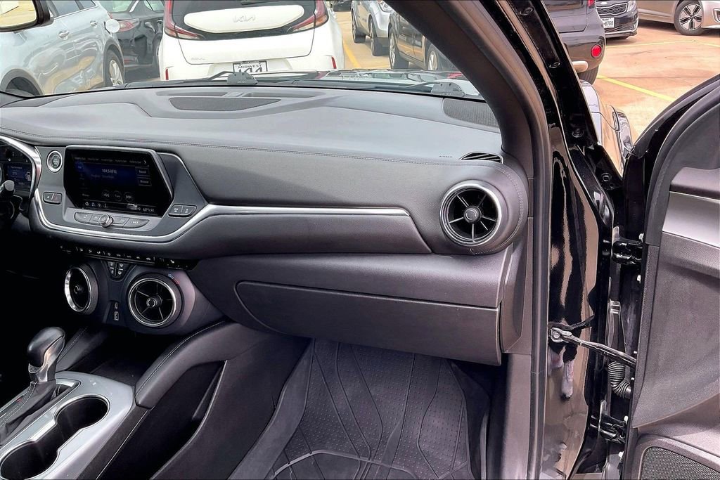 Used 2020 Chevrolet Blazer LT FWD image 15