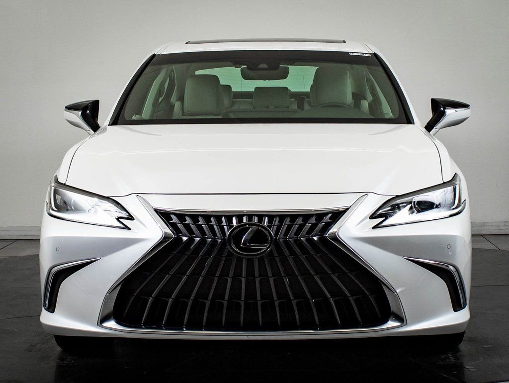 Certified 2023 Lexus ES 250 w/ Premium Package image 2