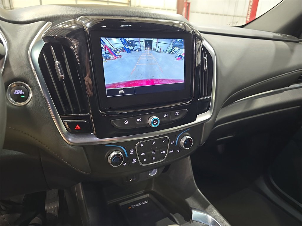 Used 2024 Chevrolet Traverse LT image 24