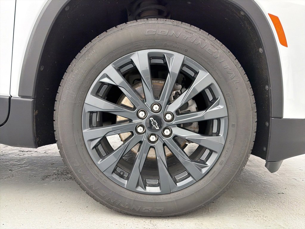 Certified 2023 Chevrolet Traverse RS image 19