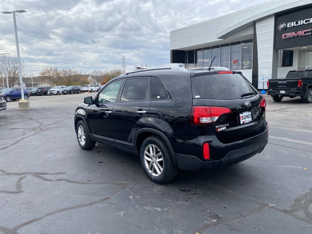 Used 2015 Kia Sorento LX image 6