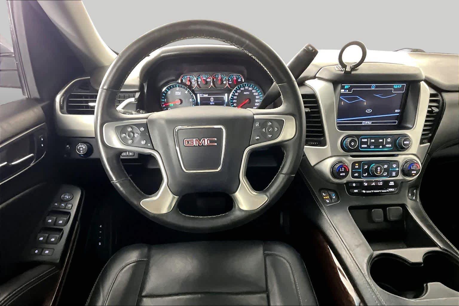 Used 2018 GMC Yukon XL SLT w/ Premium Edition RWD image 6