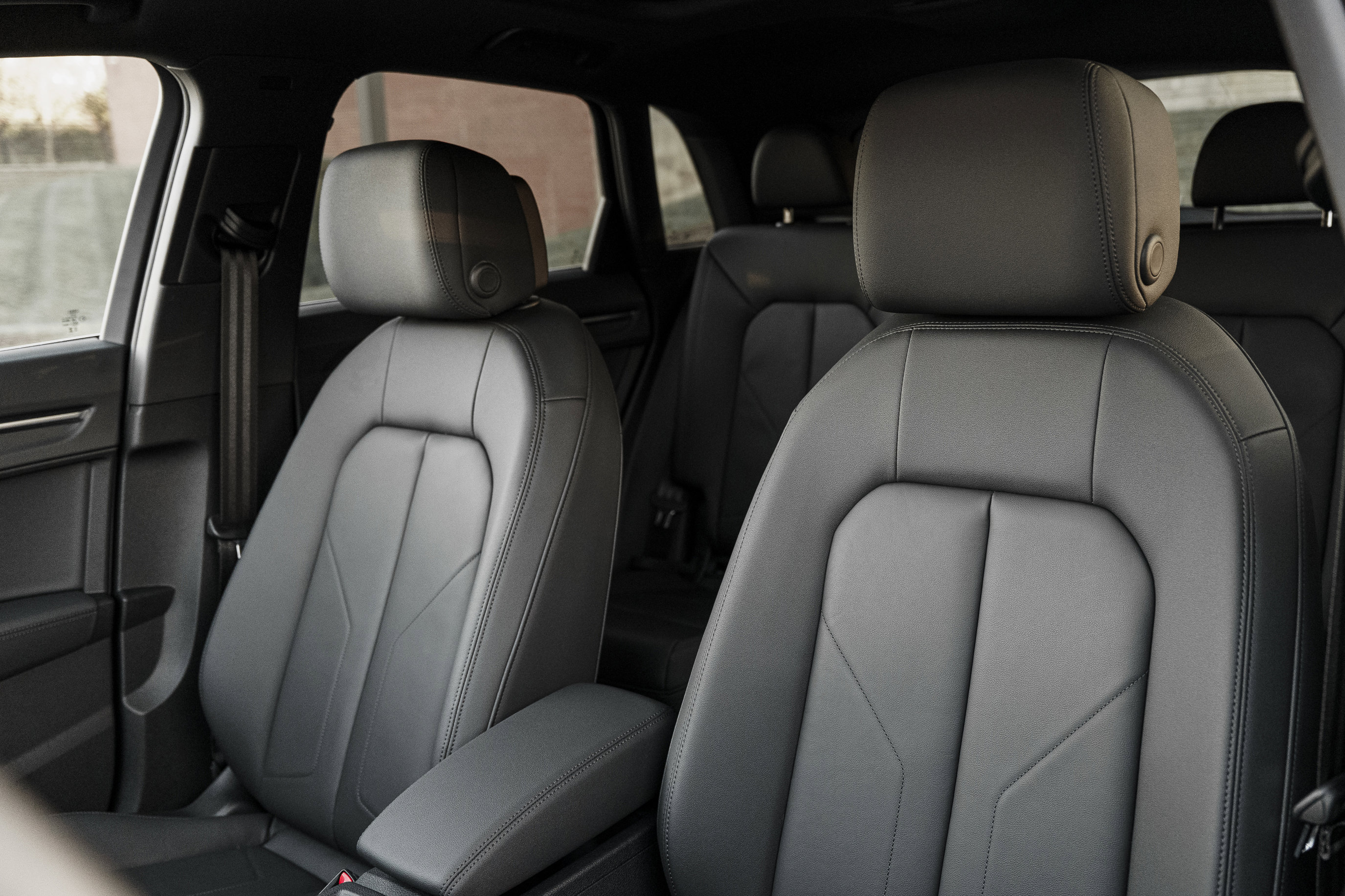 Certified 2025 Audi Q3 2.0T Premium w/ Convenience Package image 20