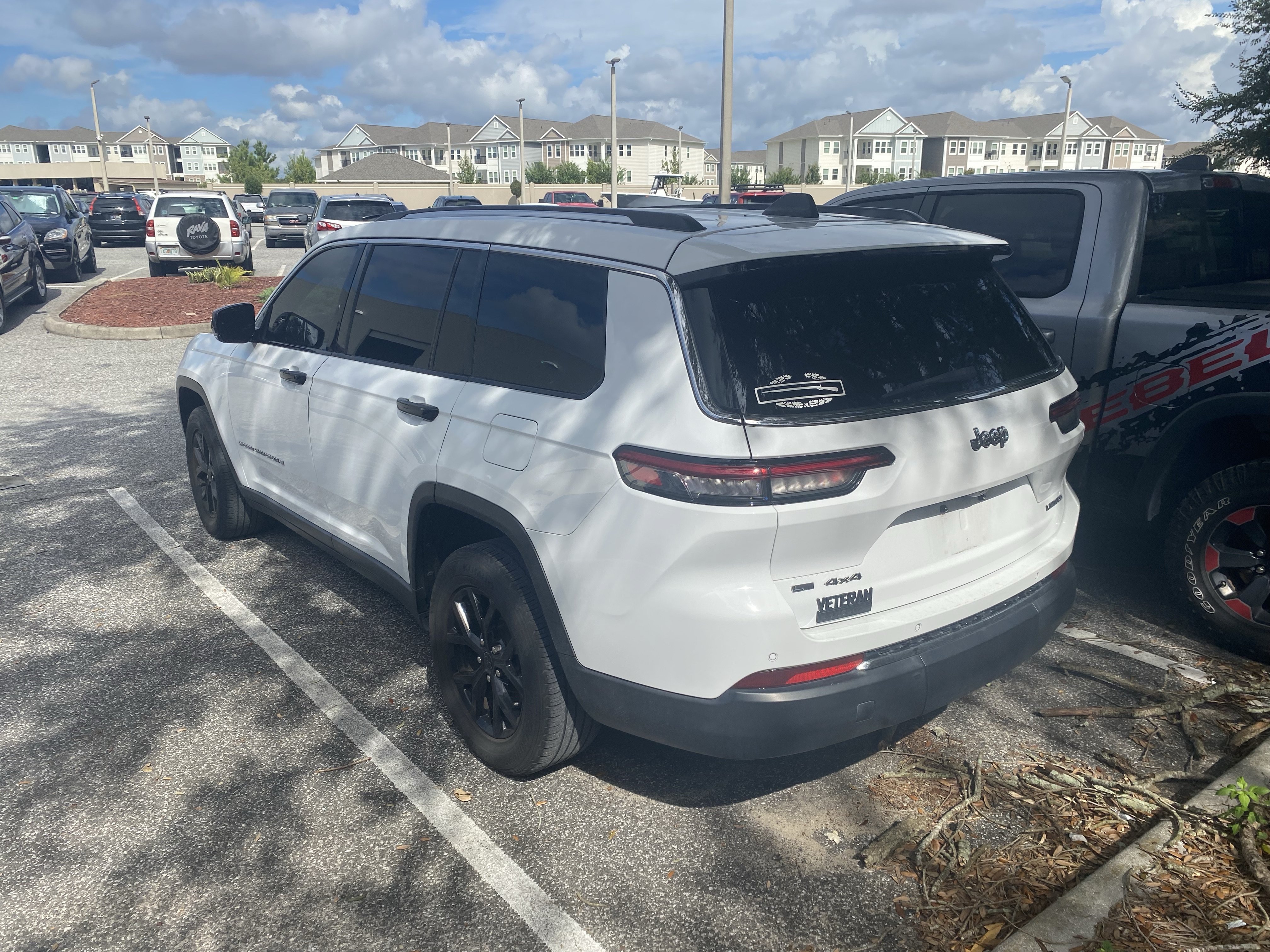 Used 2021 Jeep Grand Cherokee L Limited AWD/4WD image 10