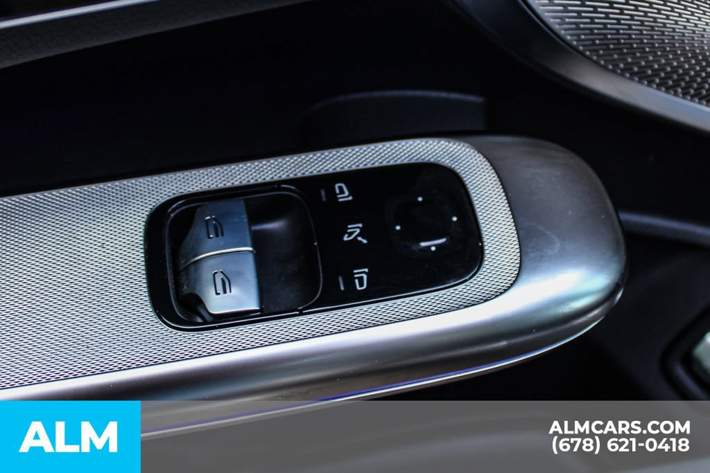 Used 2025 Mercedes-Benz CLE 300 4MATIC Coupe image 36