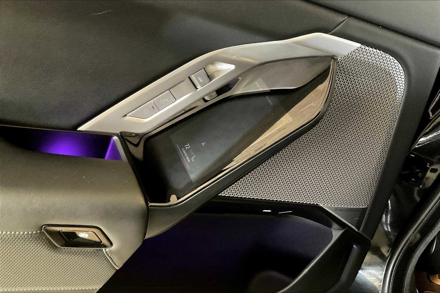 Used 2023 BMW i7 xDrive60 image 33