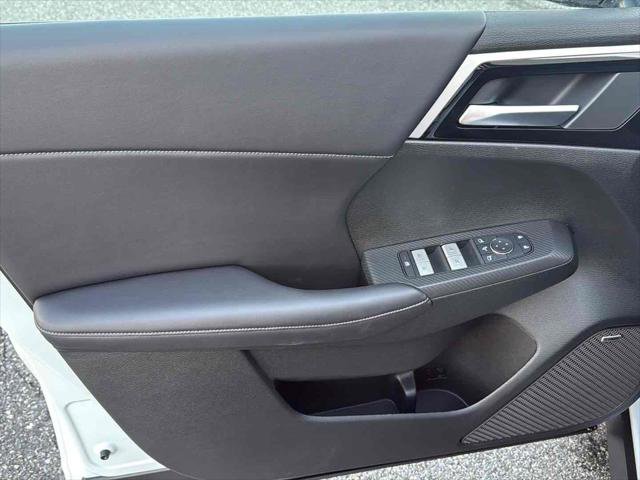 New 2026 Mitsubishi Outlander AWD image 16