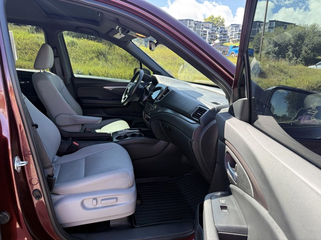 Used 2021 Honda Passport EX-L image 27