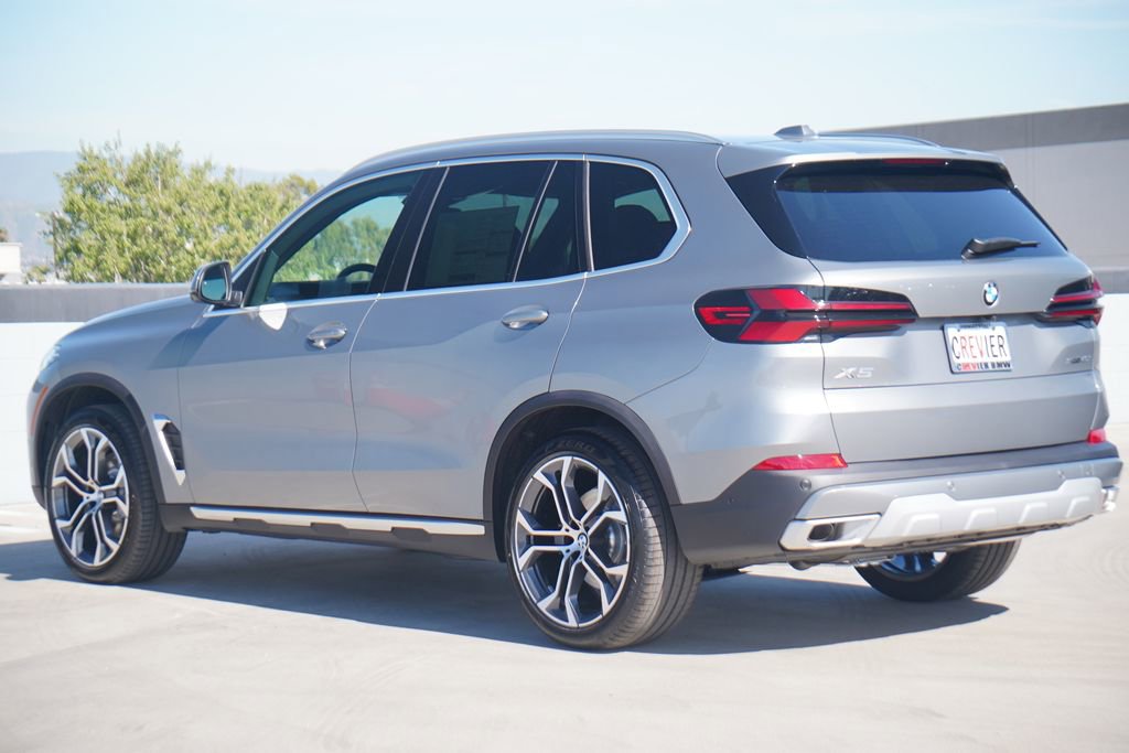 New 2026 BMW X5 sDrive40i w/ Premium Package image 7