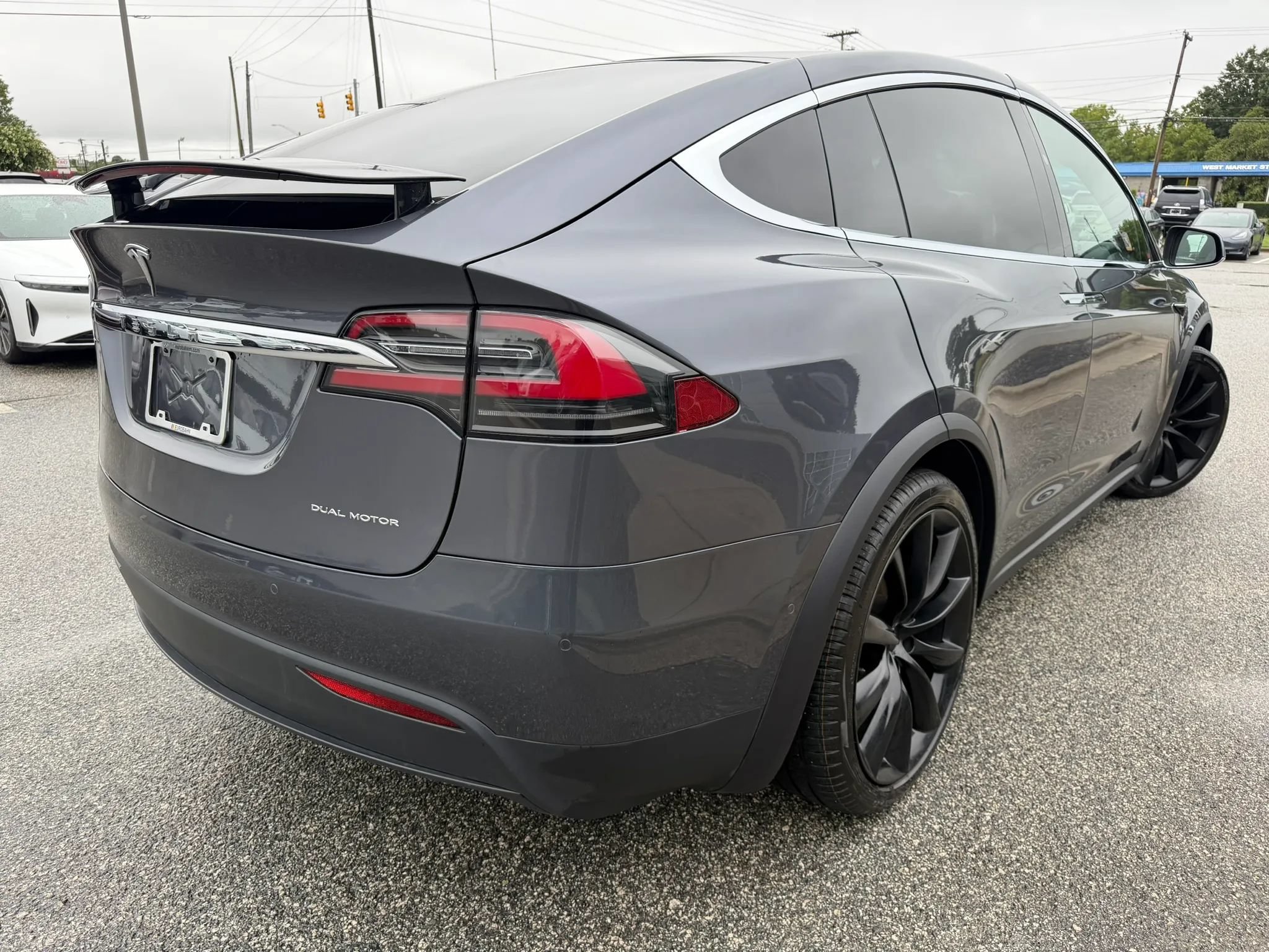 Used 2021 Tesla Model X Long Range AWD/4WD image 5