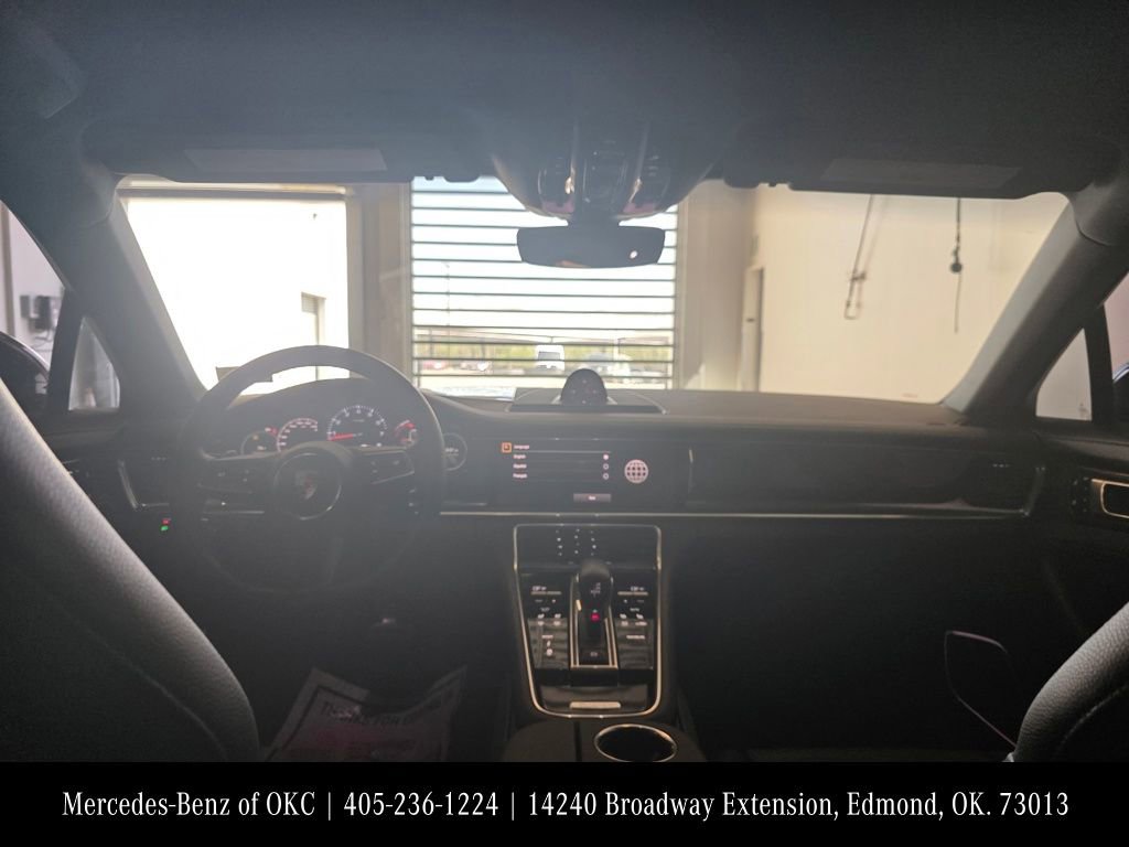 Used 2023 Porsche Panamera 4 Platinum Edition image 11