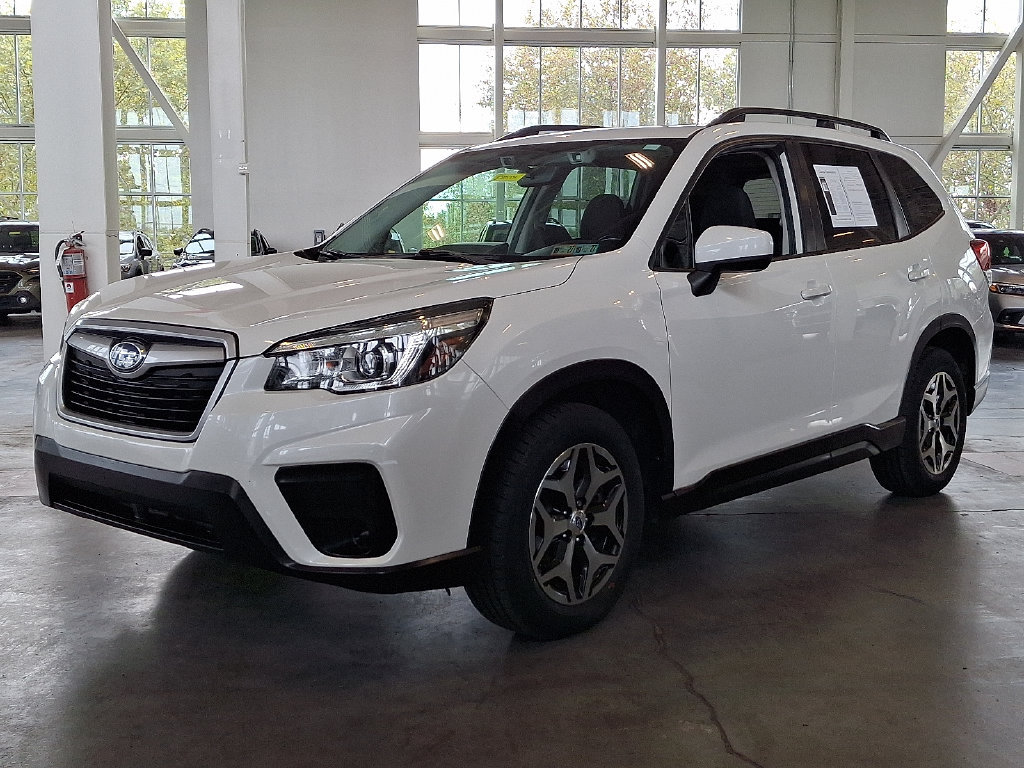 Used 2020 Subaru Forester Premium AWD/4WD image 6