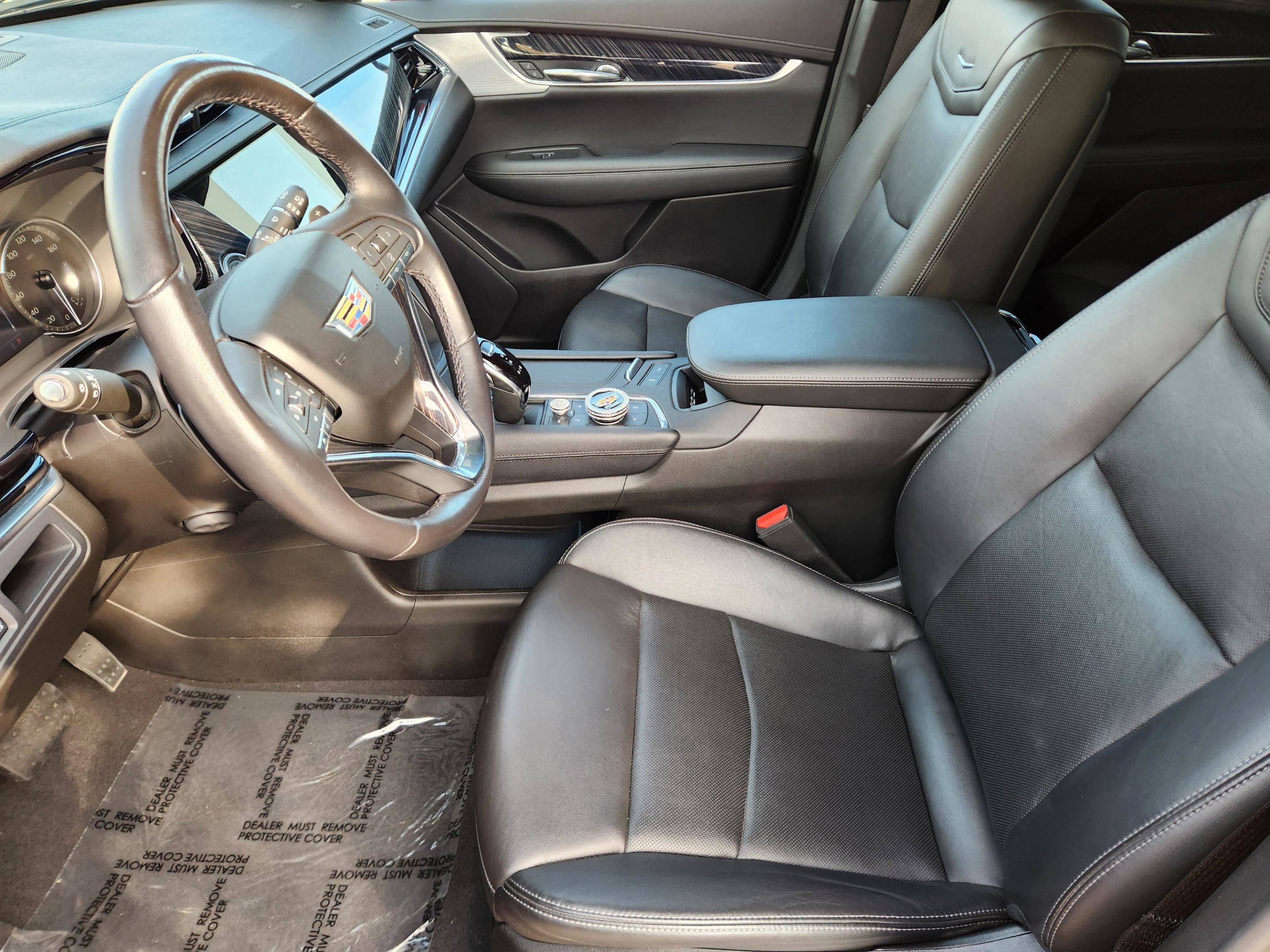 Used 2023 Cadillac XT6 Premium Luxury image 8