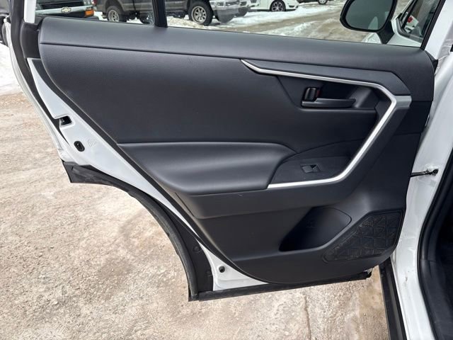 Used 2024 Toyota RAV4 LE image 20