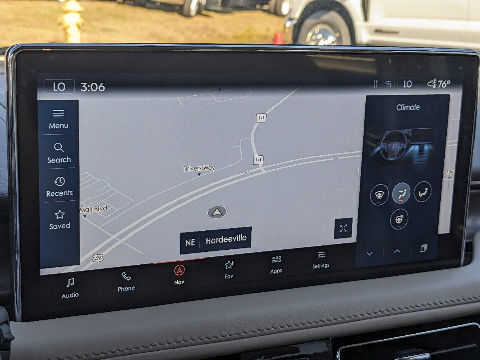 Certified 2023 Lincoln Nautilus Reserve w/ Equipment Group 201A image 25