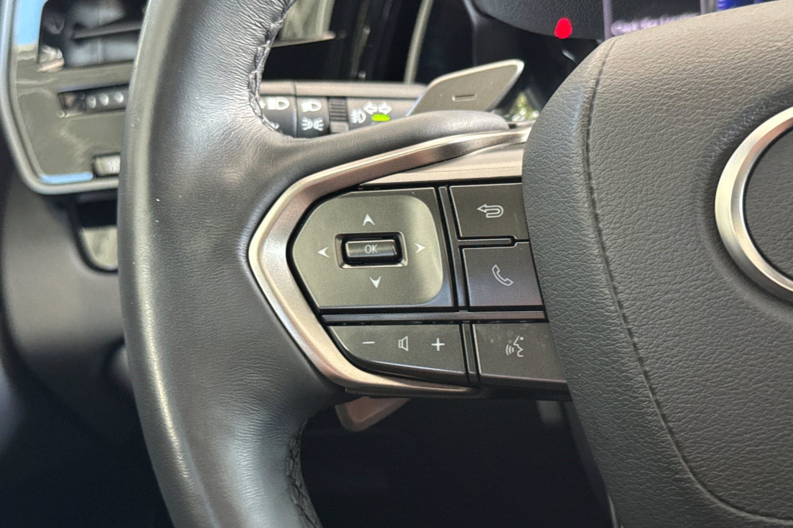 Certified 2024 Lexus RX 350 FWD w/ Technology Package image 30