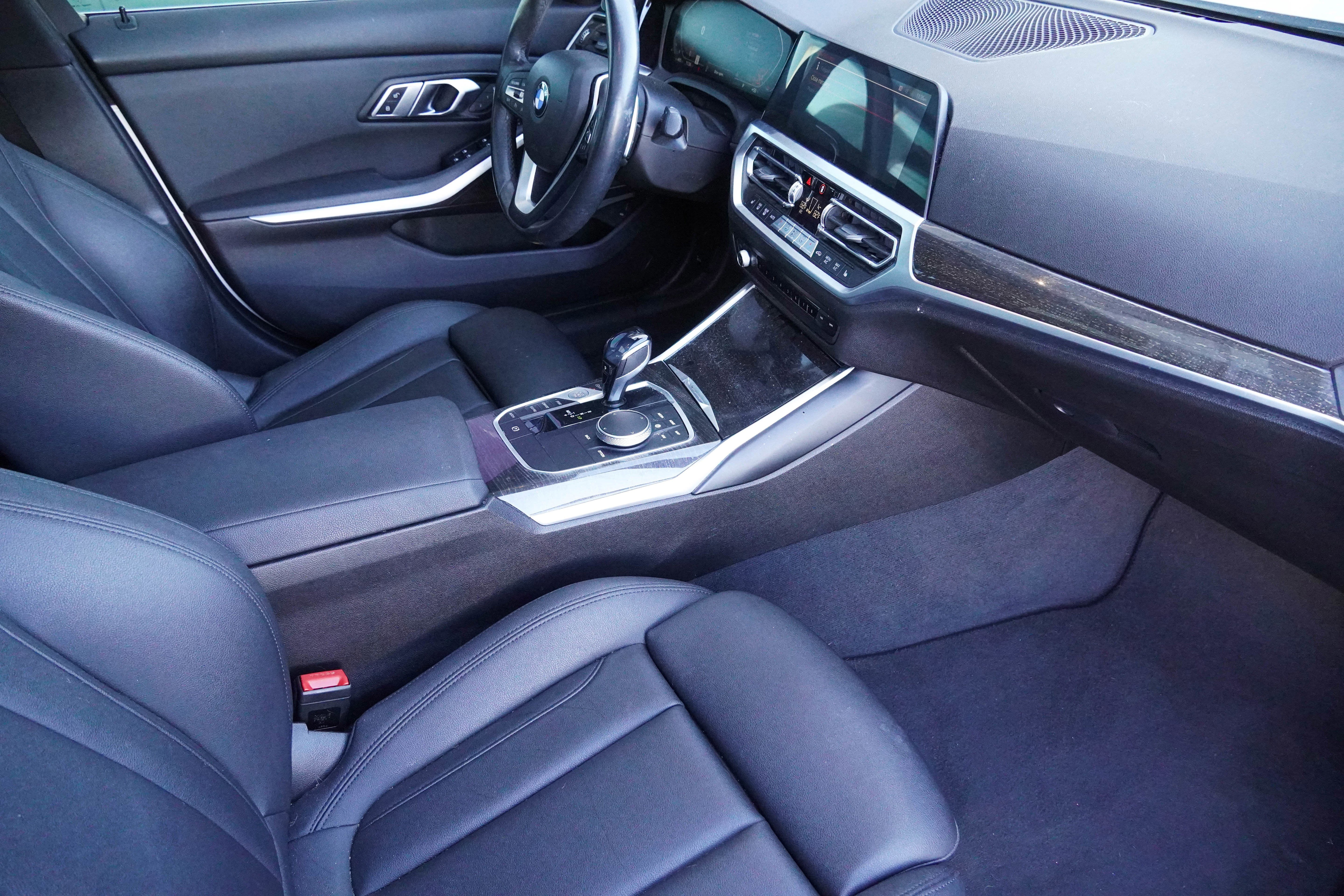 Used 2020 BMW 330i Sedan w/ Convenience Package image 10