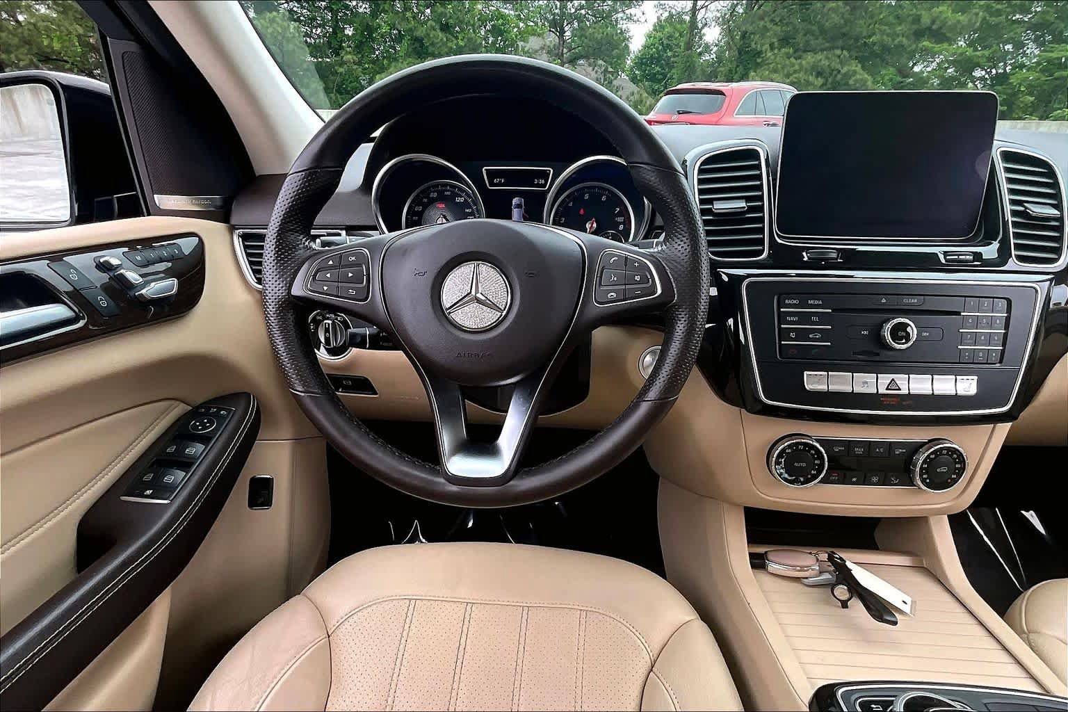 Used 2018 Mercedes-Benz GLE 350 4MATIC image 6