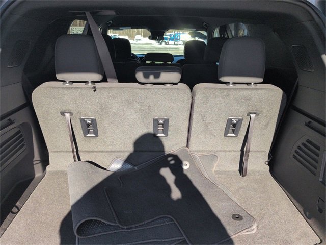 Used 2024 Chevrolet Traverse LS image 25